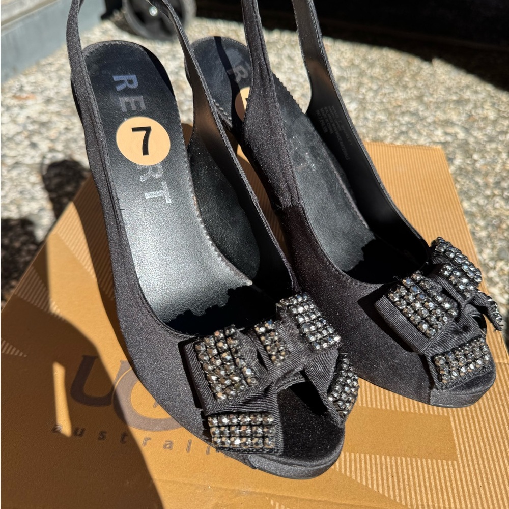 Elegant Black Slingback Heels with Rhinestone Bow (Brand New)